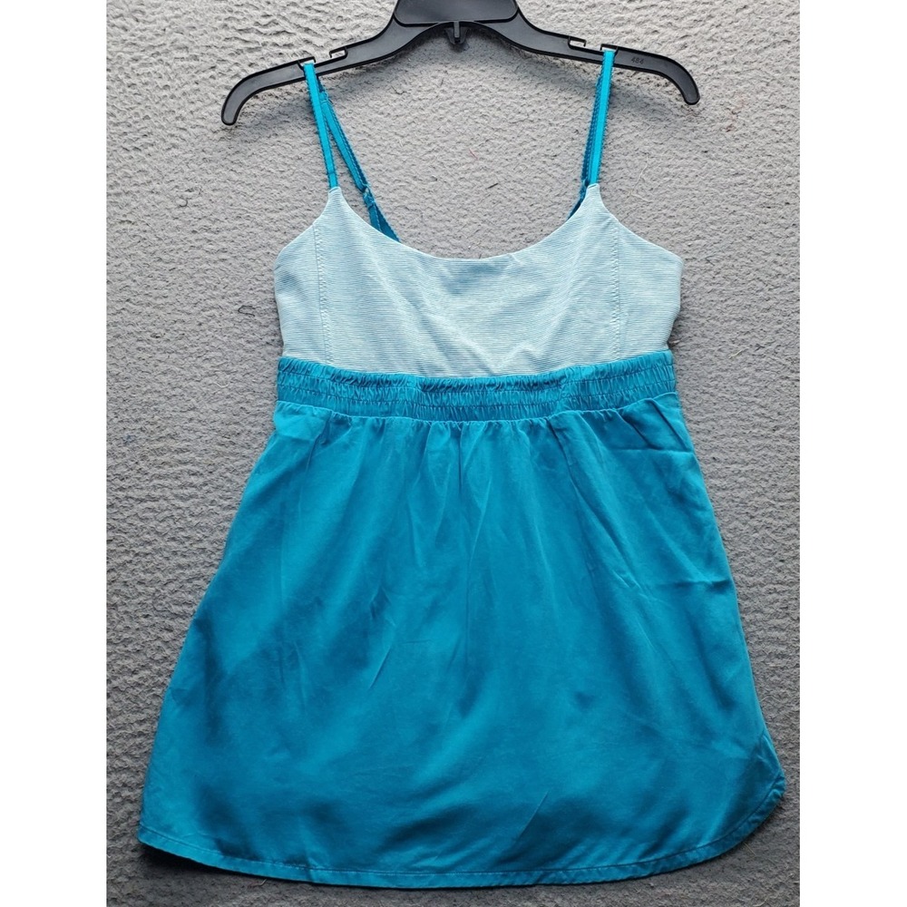 Lululemon Activewear Tank Top Womens 8 Multi Sleeveless Pleated Adjustable Strap